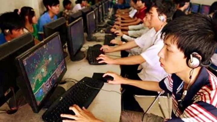 4 kiểu áo sơ mi dìm dáng, xỉn - Cảm hứng video marketing từ Hotspot Matrix