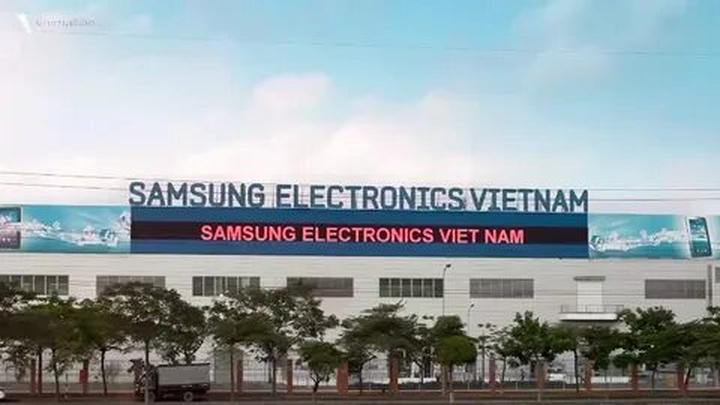 Bị Tôn Điện Anh đụng chạm, - Cảm hứng video marketing từ Hotspot Matrix